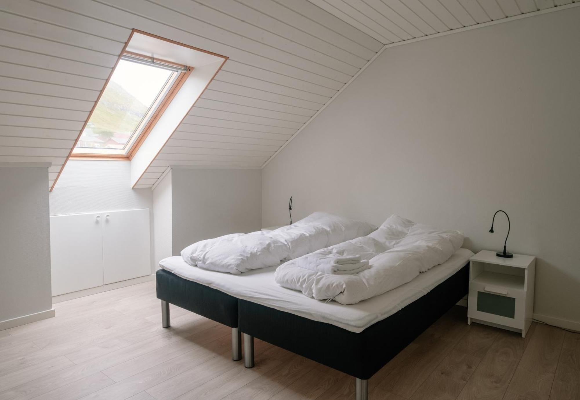 Spacious City Center Home By The Sea Klaksvík Zewnętrze zdjęcie